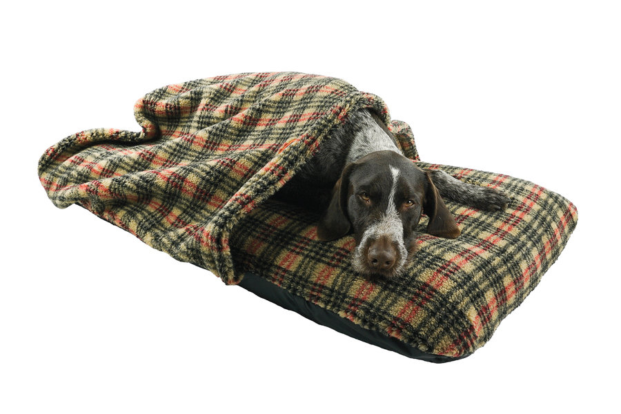 Tweed Luxury Fleece Washable Tunnel cave Anti Anxiety Dog Bed Cover Lifestyle German Pointer
