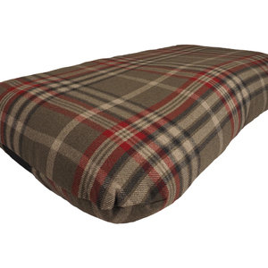 Winter Shade Optional Washable Highland Tartan Mattress Dog Bed Cover Corner View